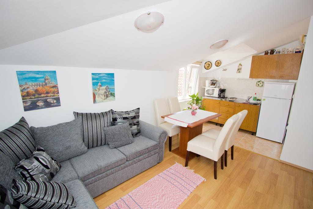 Apartment Bucevic Σίμπενικ Δωμάτιο φωτογραφία
